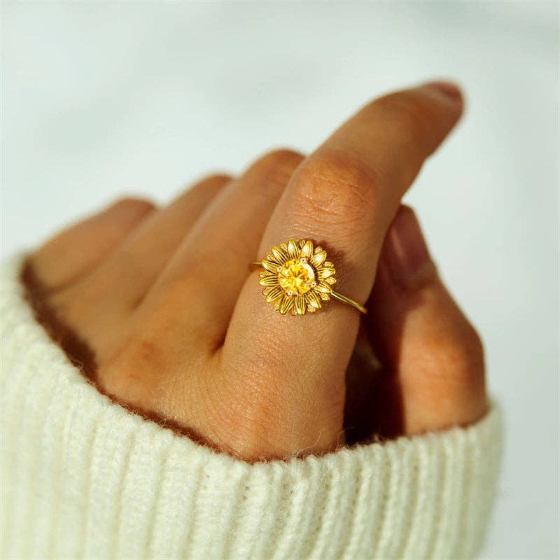 Dainty Gold Sunflower Statement Ring in 925 Sterling Silver: Silver / 6 US
