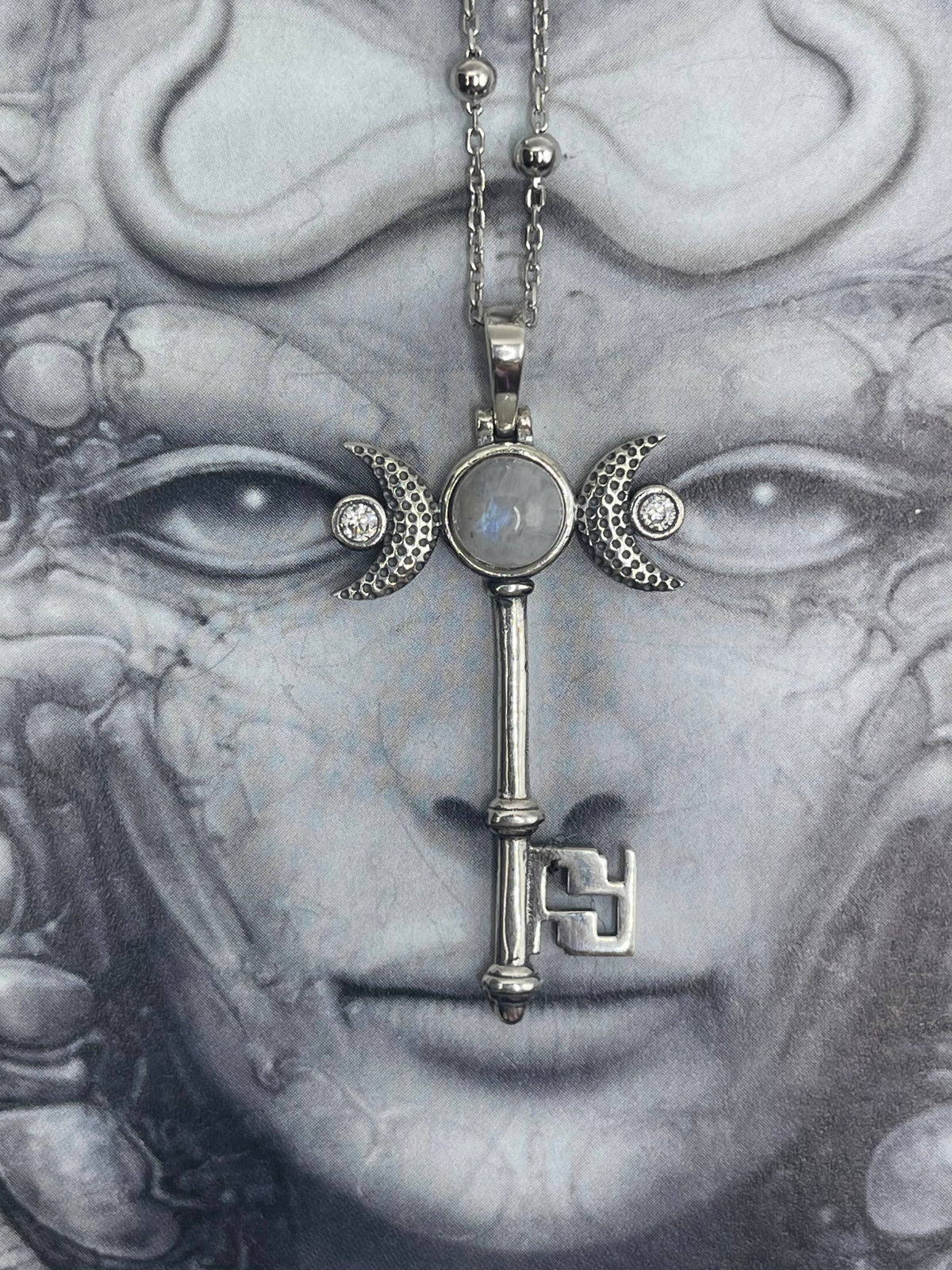 Hecate's Key Necklace: Onyx