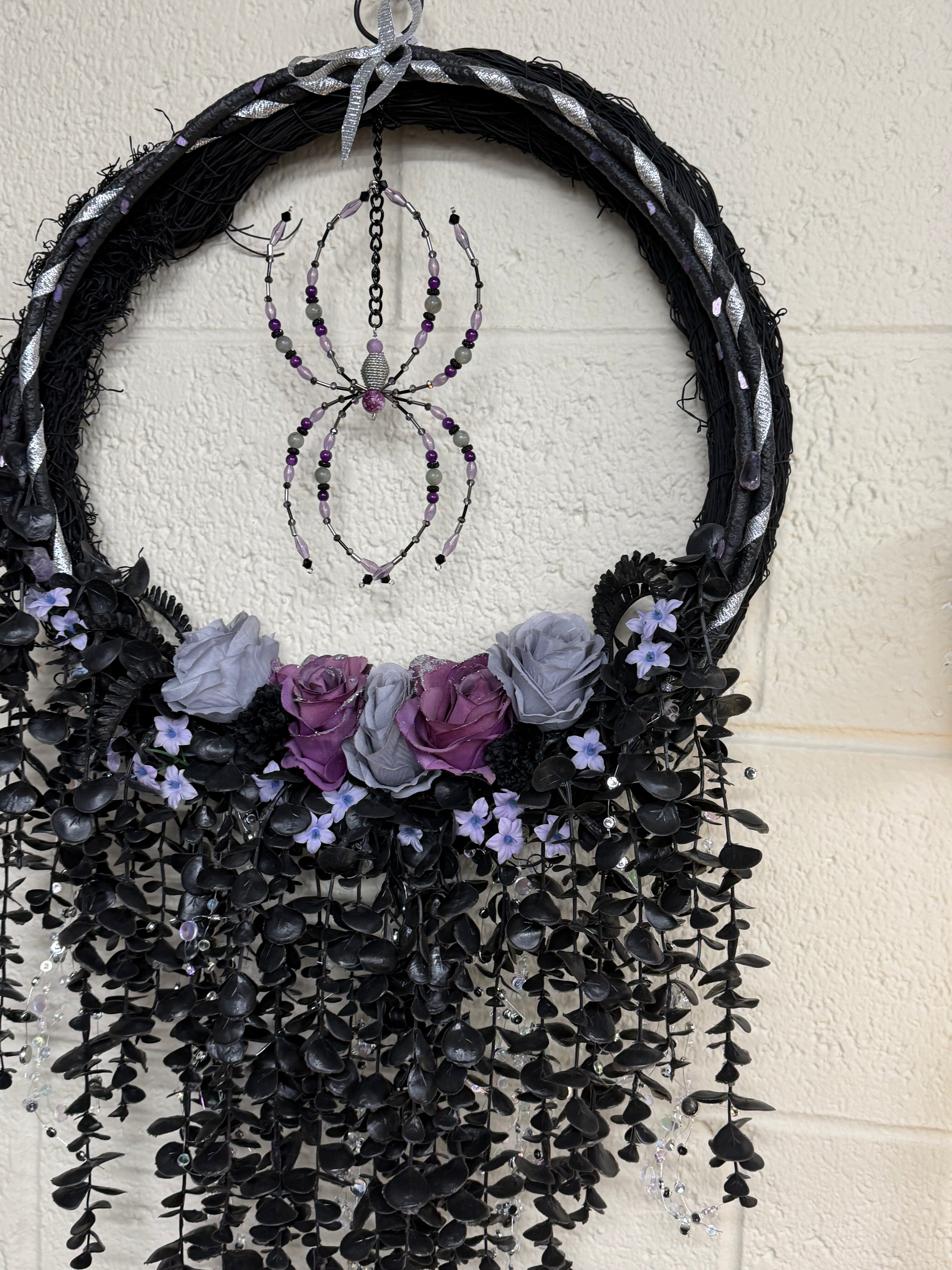 Beaded Spider Wreath black + purple