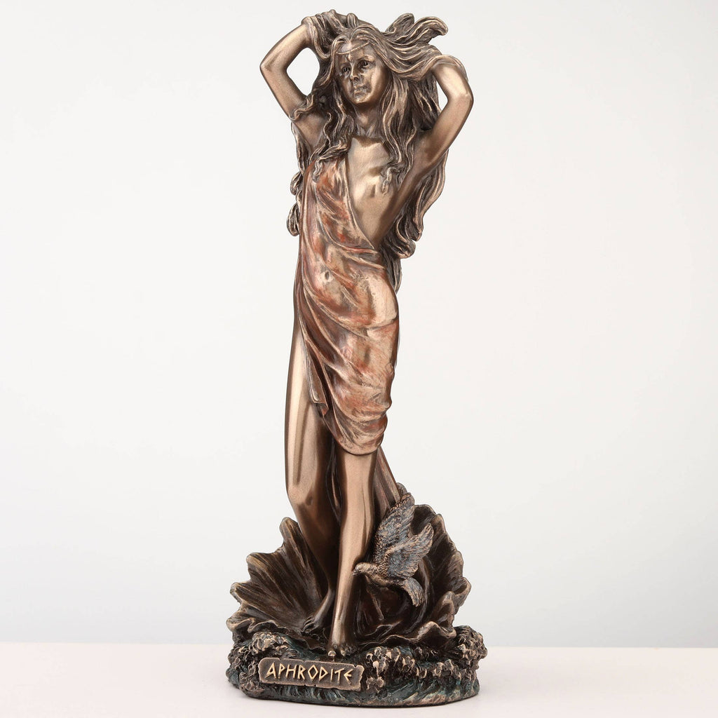 6 1/8 Inches The Birth Of Aphrodite CCB