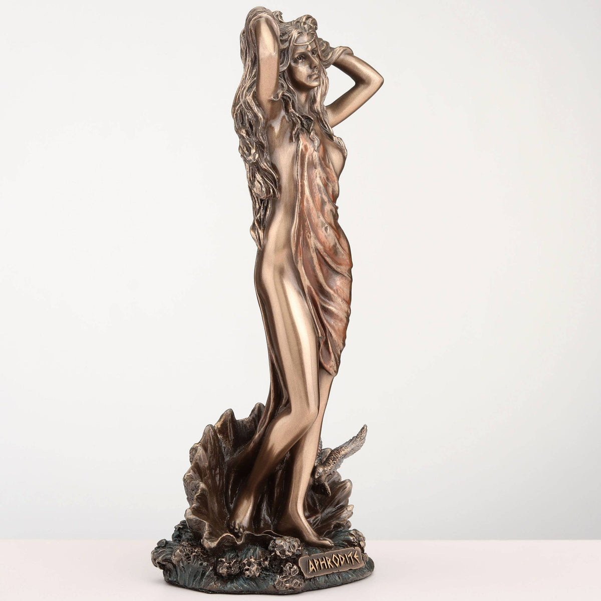 6 1/8 Inches The Birth Of Aphrodite CCB